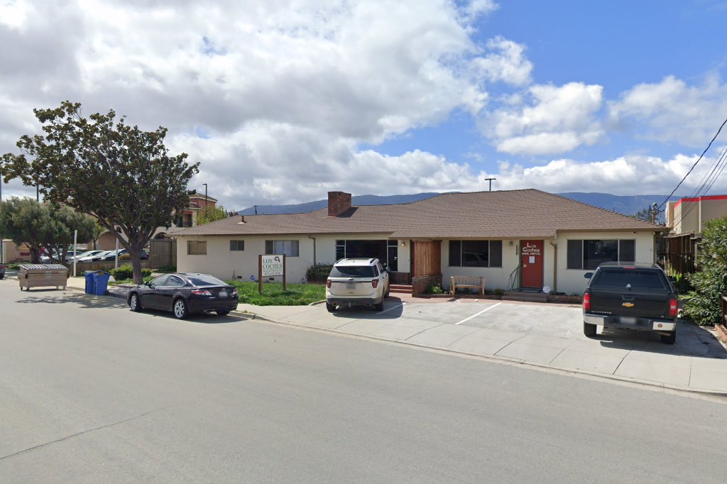 Los Coches Animal Hospital