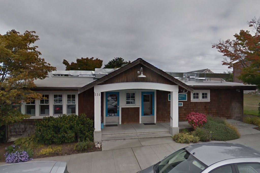 Animal Hospital by the Sea