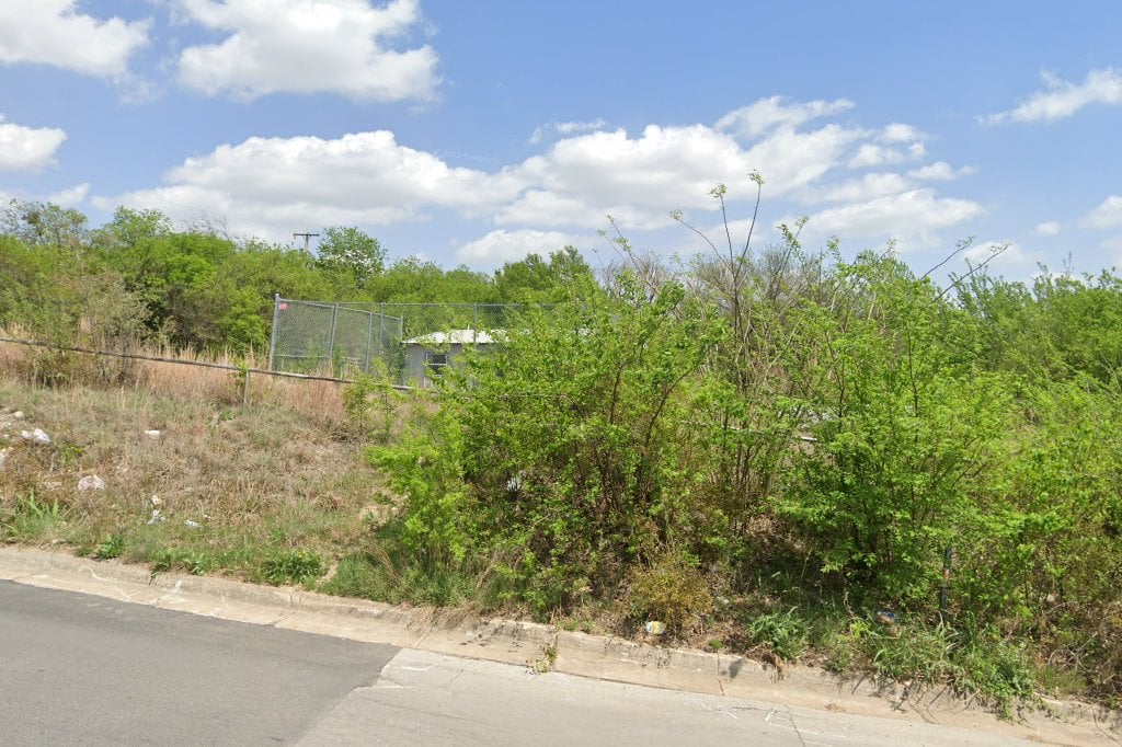 Sansom Park Animal Shelter