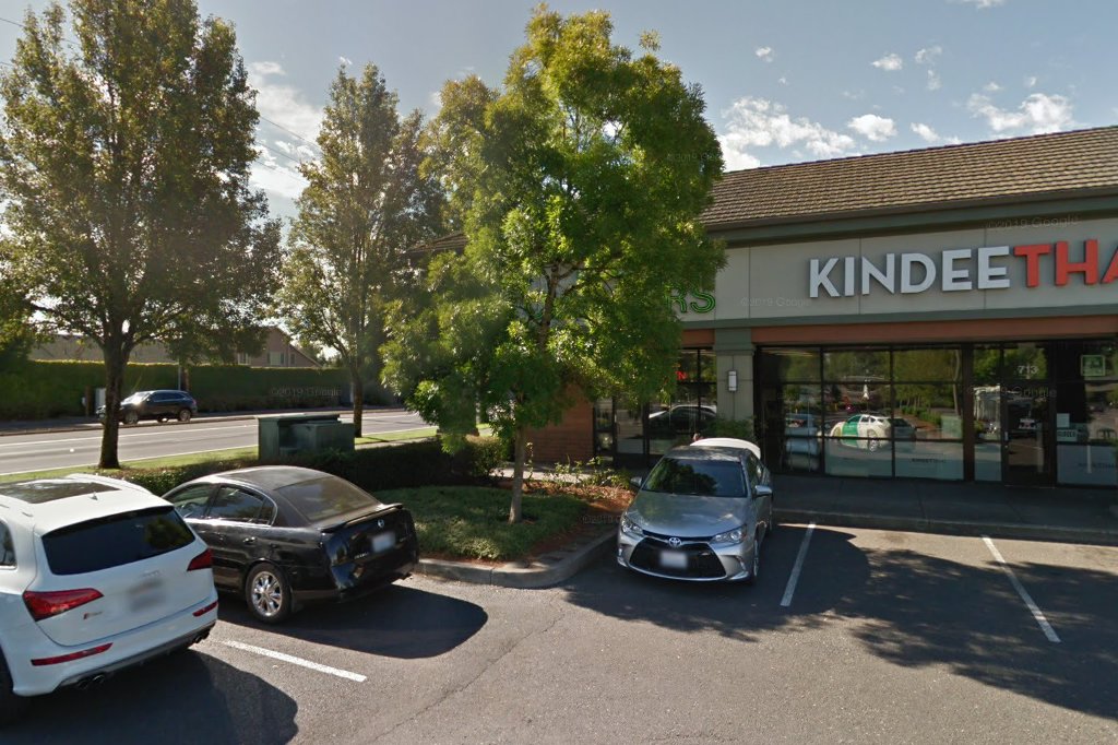 Claus Paws Animal Hospital