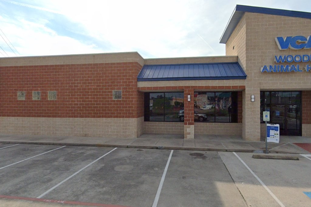 VCA Woodlands Animal Hospital