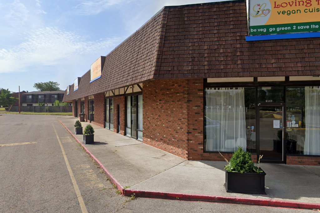 Pet Lovers Animal Hospital