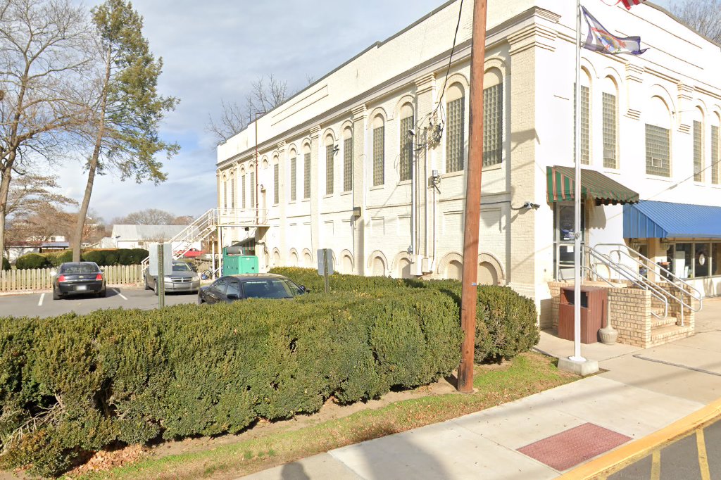 Hardy County Dog Shelter