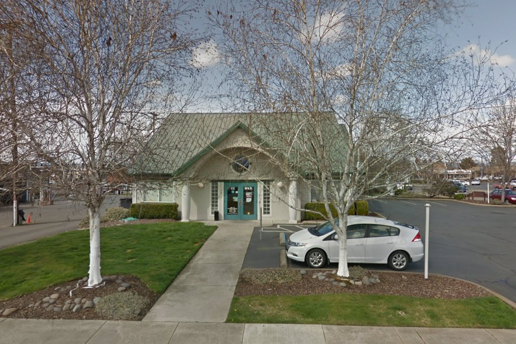 Roxy Ann Veterinary Hospital