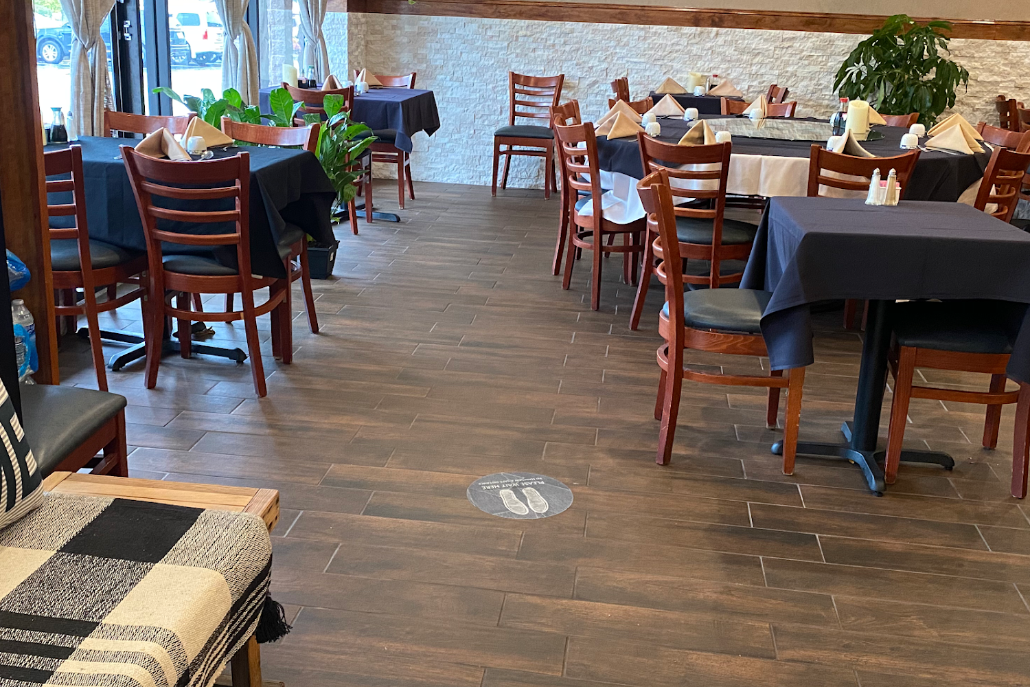 4 Paws Animal Hospital