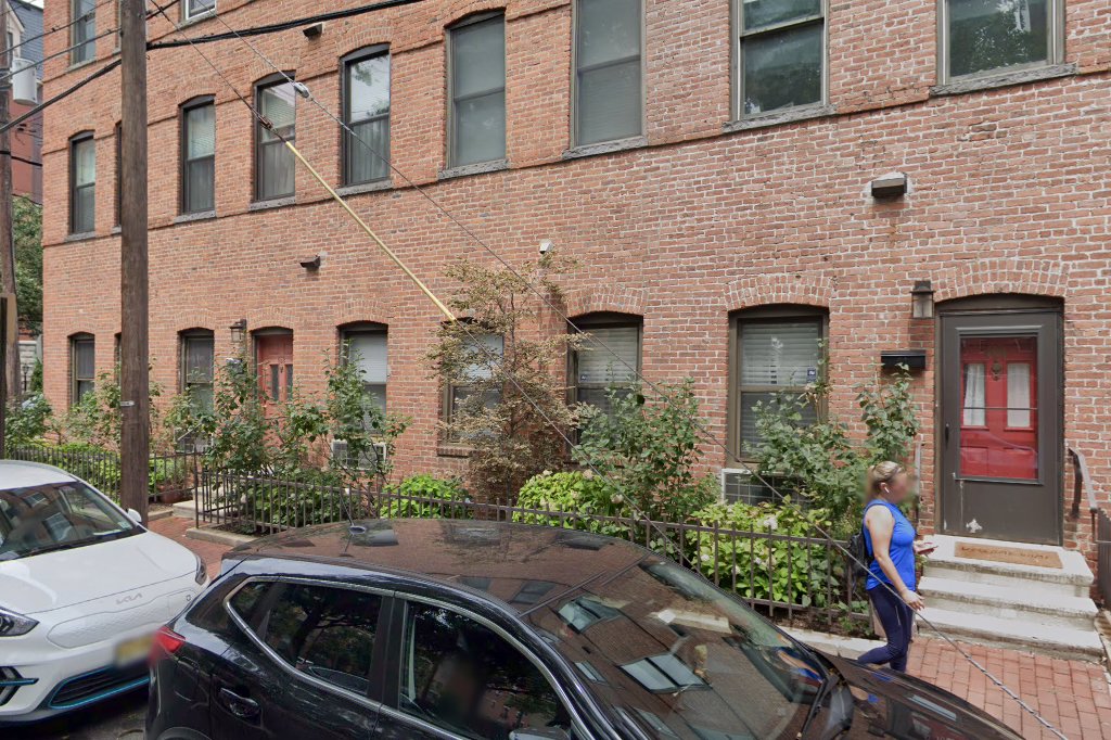 Manes & Tails Organization