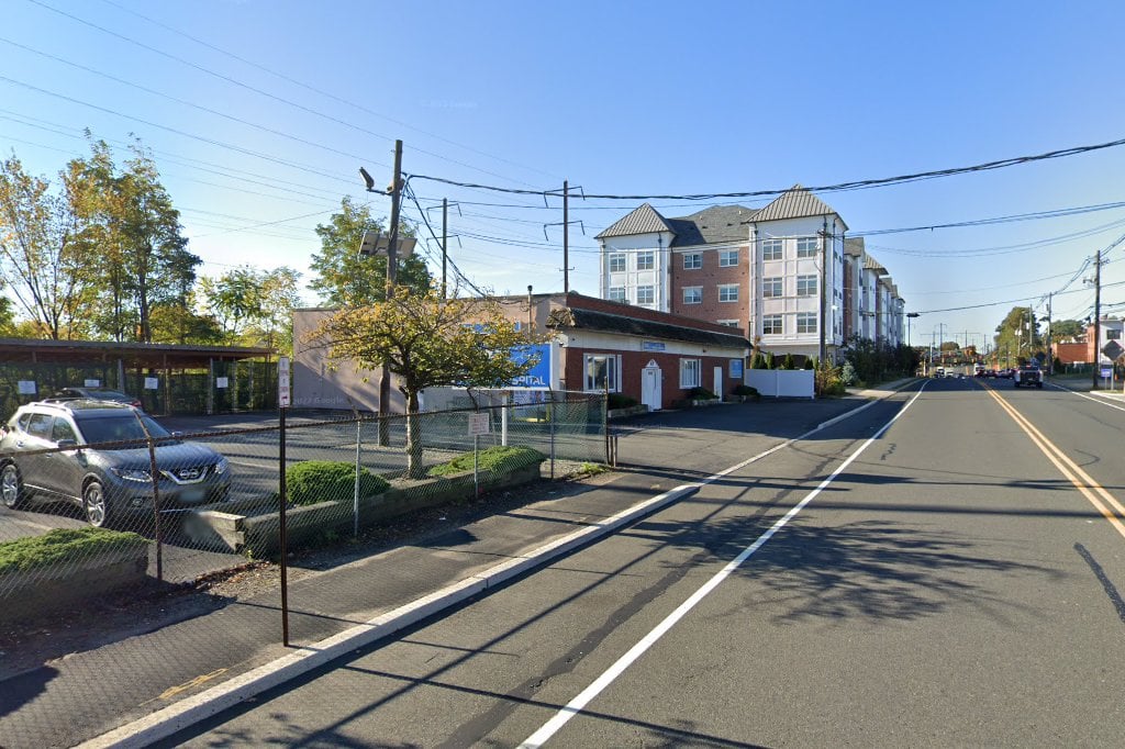 VCA Iselin Animal Hospital